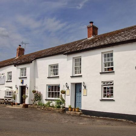Rams Head Inn Dolton Esterno foto