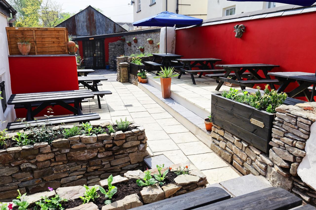 Rams Head Inn Dolton Esterno foto